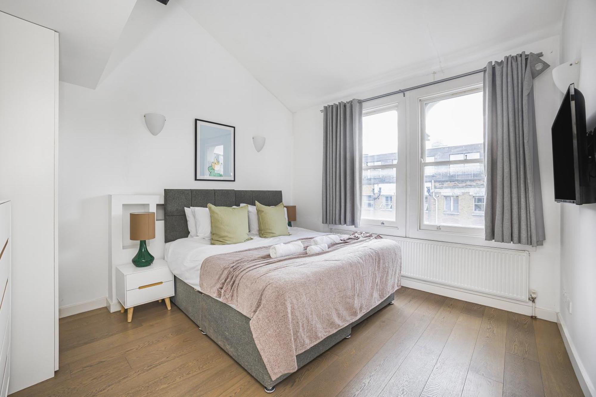 Great Eastern 3 By Artsy Apartament *